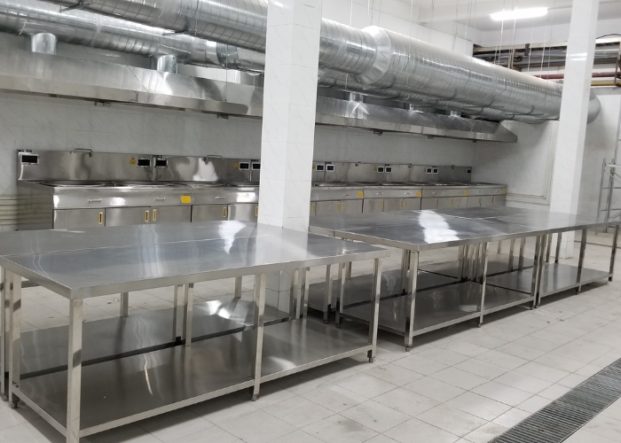 Bếp công nghiệp nhà máy inox cao cấp, công suất lớn