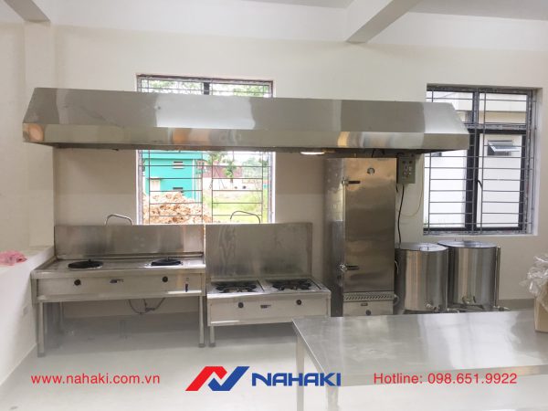 Bếp nhà hàng được xem là “trái tim” trong vận hành, nơi quyết định tốc độ phục vụ, chất lượng món ăn và sự hài lòng của khách hàng