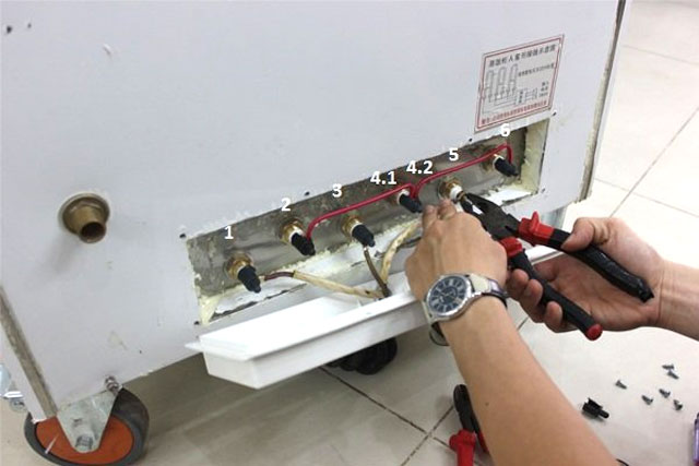 Bảo dưỡng thiết bị 6 tháng/ lần giúp tủ hoạt động bền bỉ, gia tăng tuổi thọ 