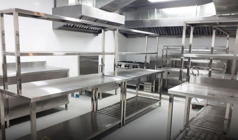 Thiết bị inox nhà bếp được đánh giá cao về độ bền, tính thẩm mỹ, dễ vệ sinh và an toàn
