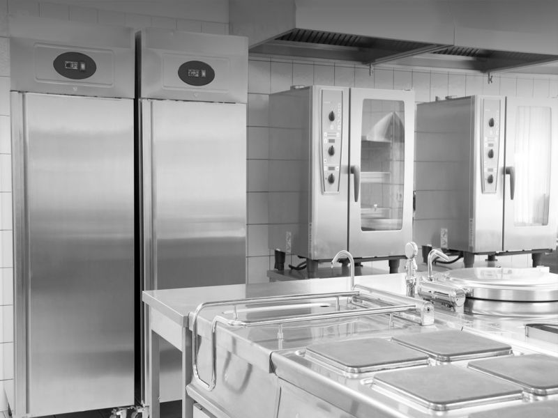 Quy mô đầu tư cũng như model sản phẩm là yếu tố ảnh hưởng tới giá bán của thiết bị bếp công nghiệp
