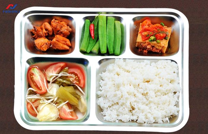 cac-loai-khay-com-cong-nghiep-inox-304