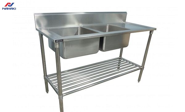 thiet-ke-bep-tap-the-quy-mo-lon-dat-chuan