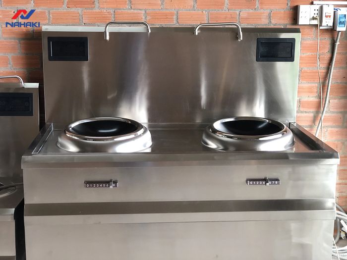 su-dung-bep-tu-cong-nghiep-an-toan-hieu-qua-nhat