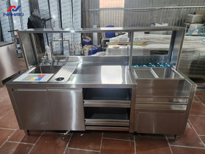 ve-sinh-quay-pha-che-inox