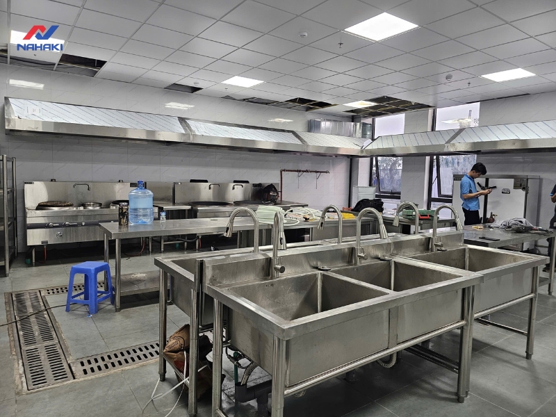 Thiết Kế Bếp Công Nghiệp Nhà Máy Makiora Hiệu Quả
