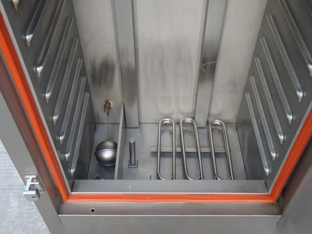 Ảnh 4: Khu vực thanh nhiệt của tủ cơm công nghiệp bằng điện