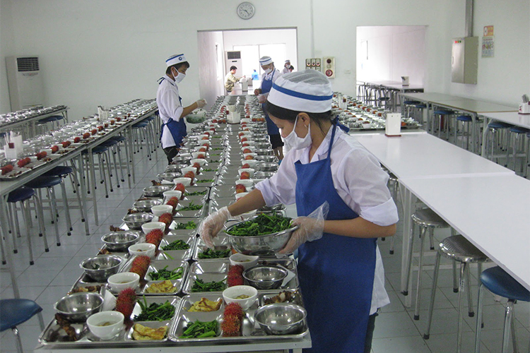Khám phá những quy định về an toàn vệ sinh thực phẩm trong bếp ăn tập thể